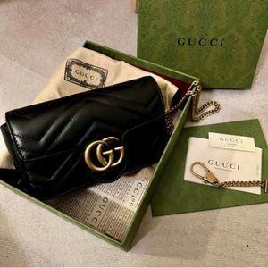 GG Marmont Small Matelassé Shoulder Bag